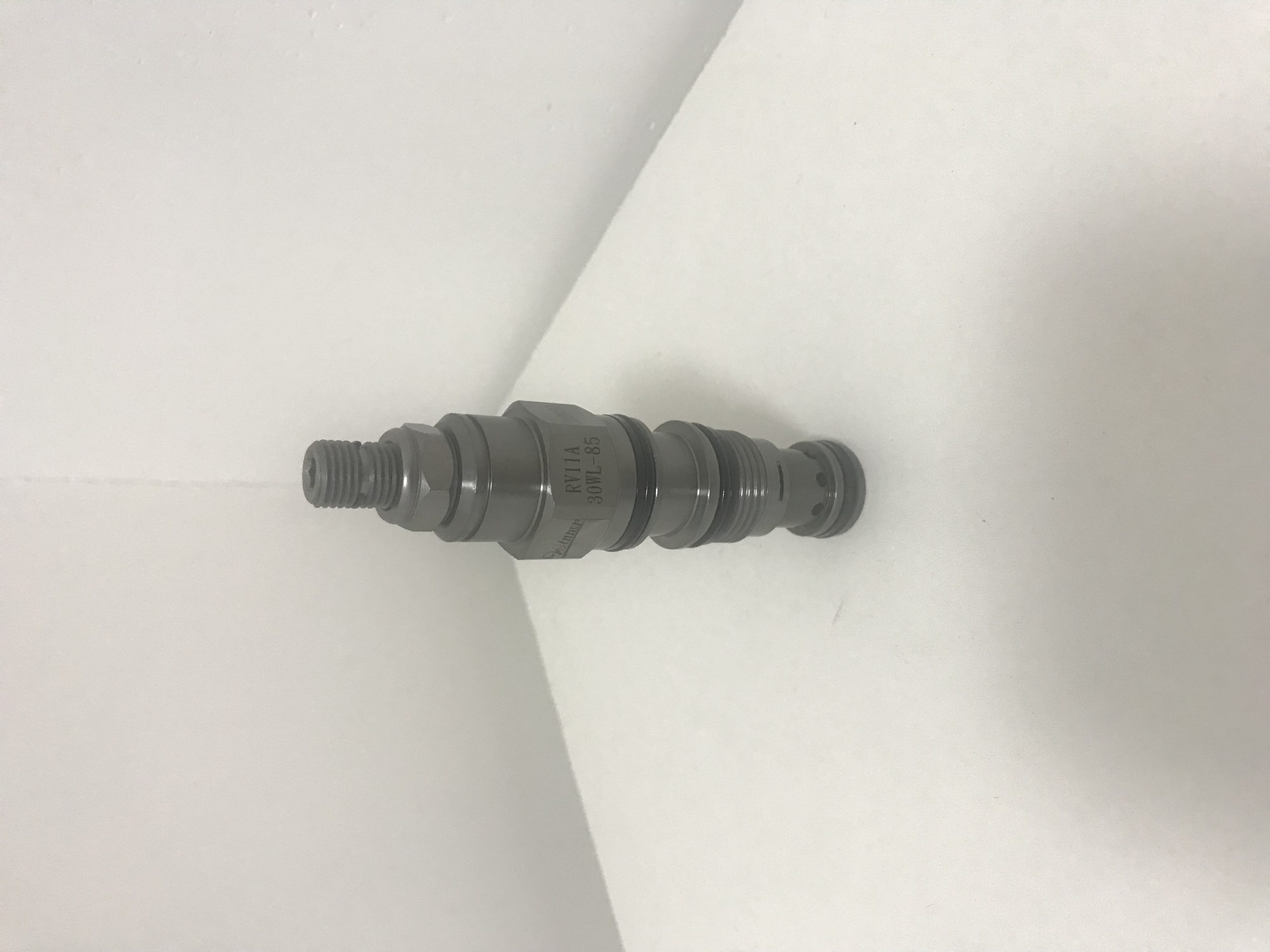 从压力调节方式看OMAX比例式减压阀与常规减压阀的选型差异配图