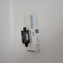 KCC折弯机油缸