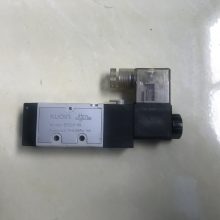 亚德客气缸