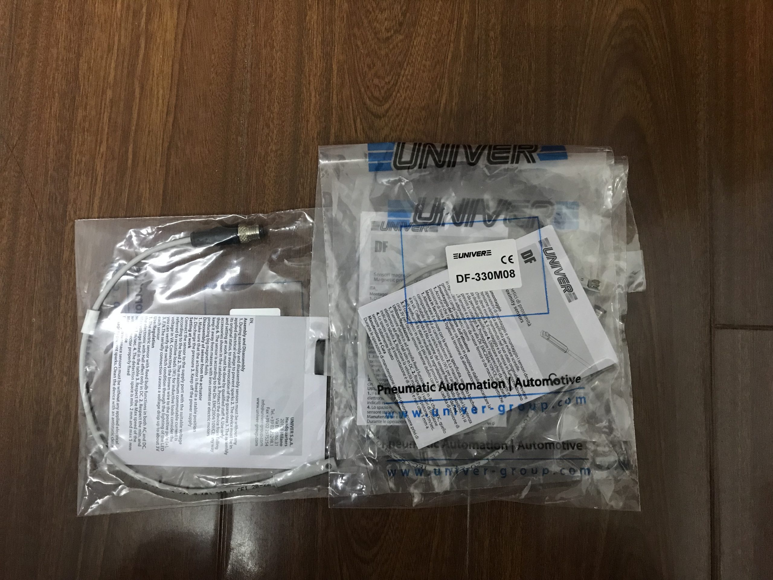 设备改造选派克双作用液压缸,原回路与安装尺寸需同步核对配图