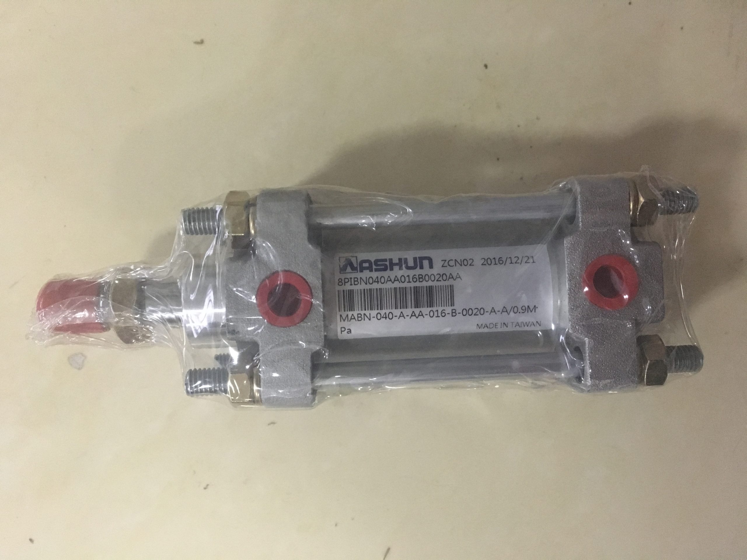 BUCHER叠加阀在机械液压回路中的效率支撑与应用价值配图