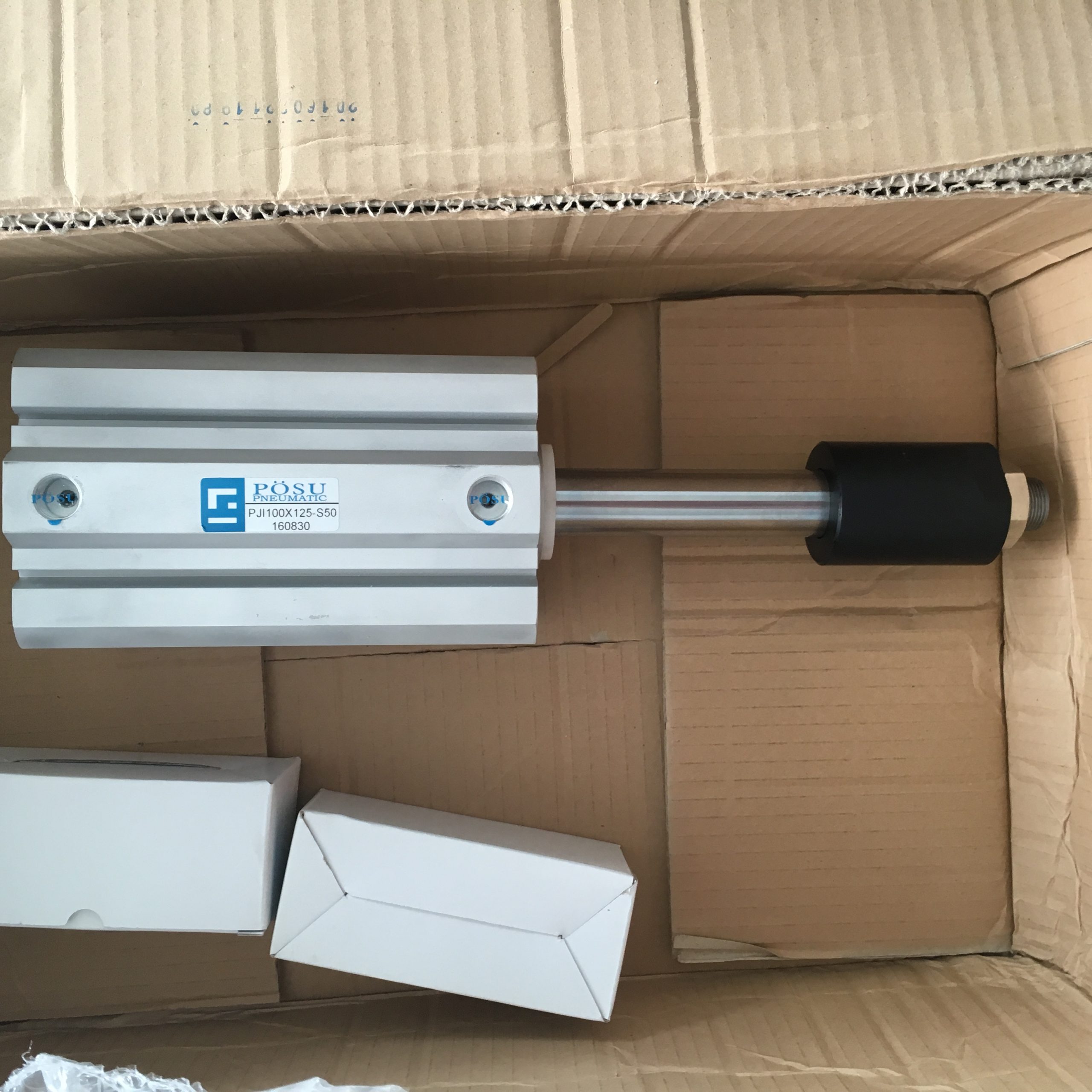 油顺双作用气缸在工厂自动化与机器人执行端的应用场景解析配图