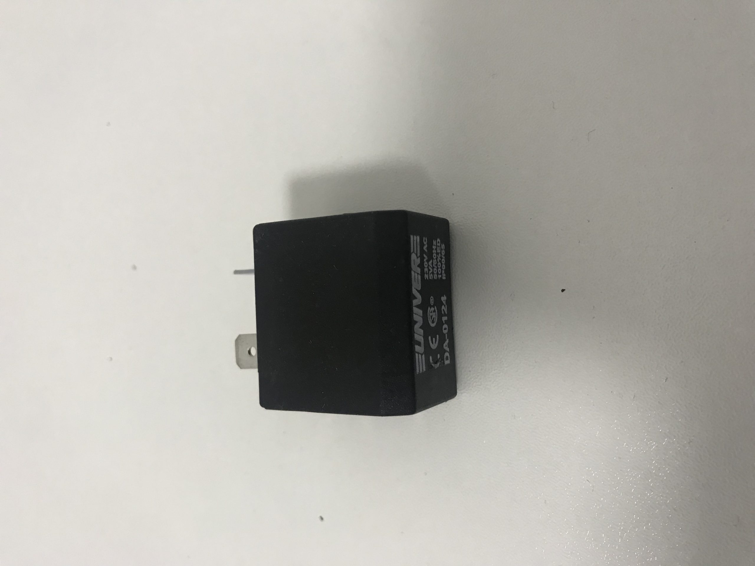 工业自动化回路中7OCEAN三位四通电磁换向阀的换向控制与工况适配配图