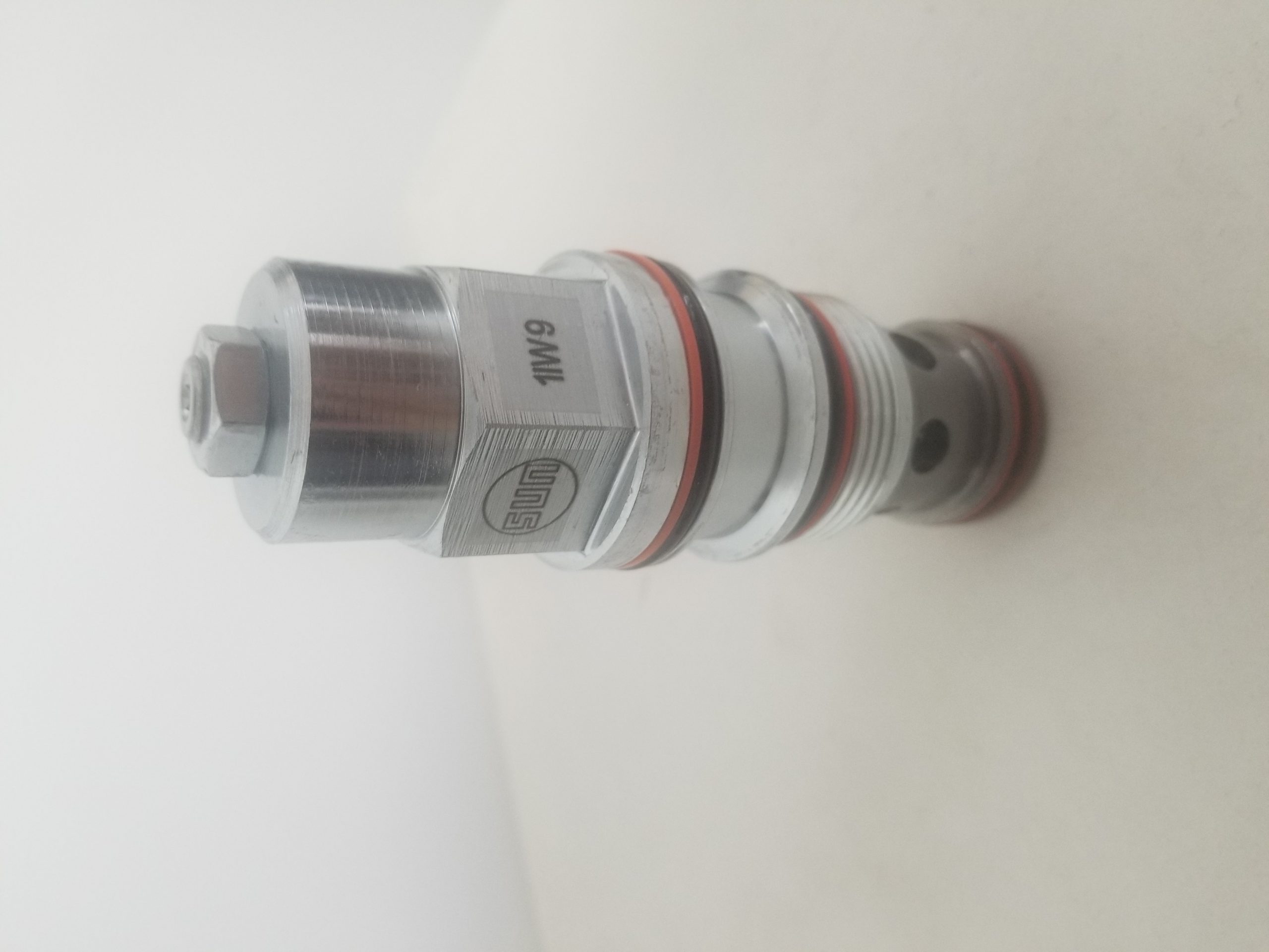 威卡压力表有何独特之处?解析其产品特点与工业应用价值配图