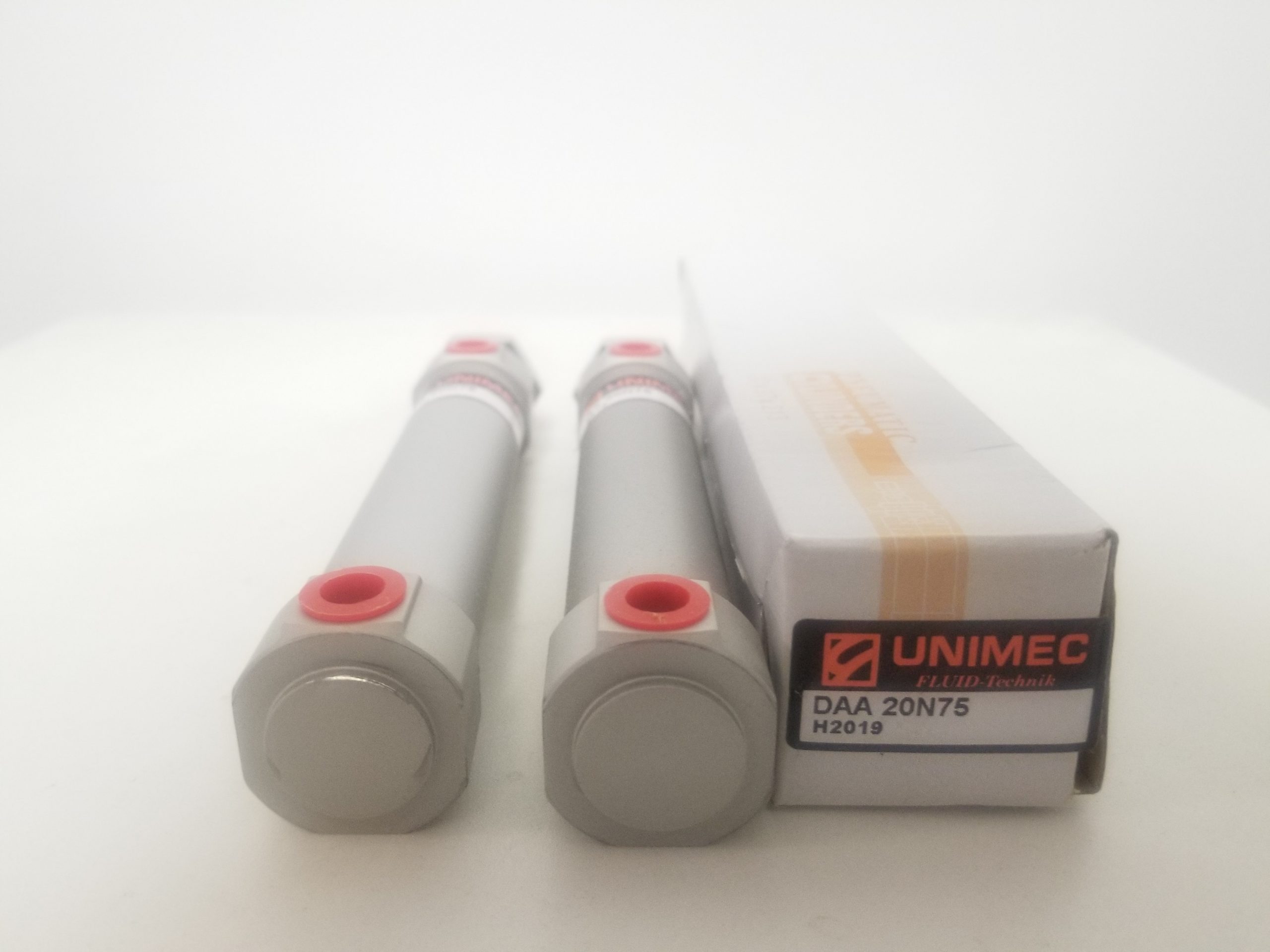夹具夹紧不到位时,CLAMPTEK转角油缸可依次检查油压、转臂位置与密封状态配图