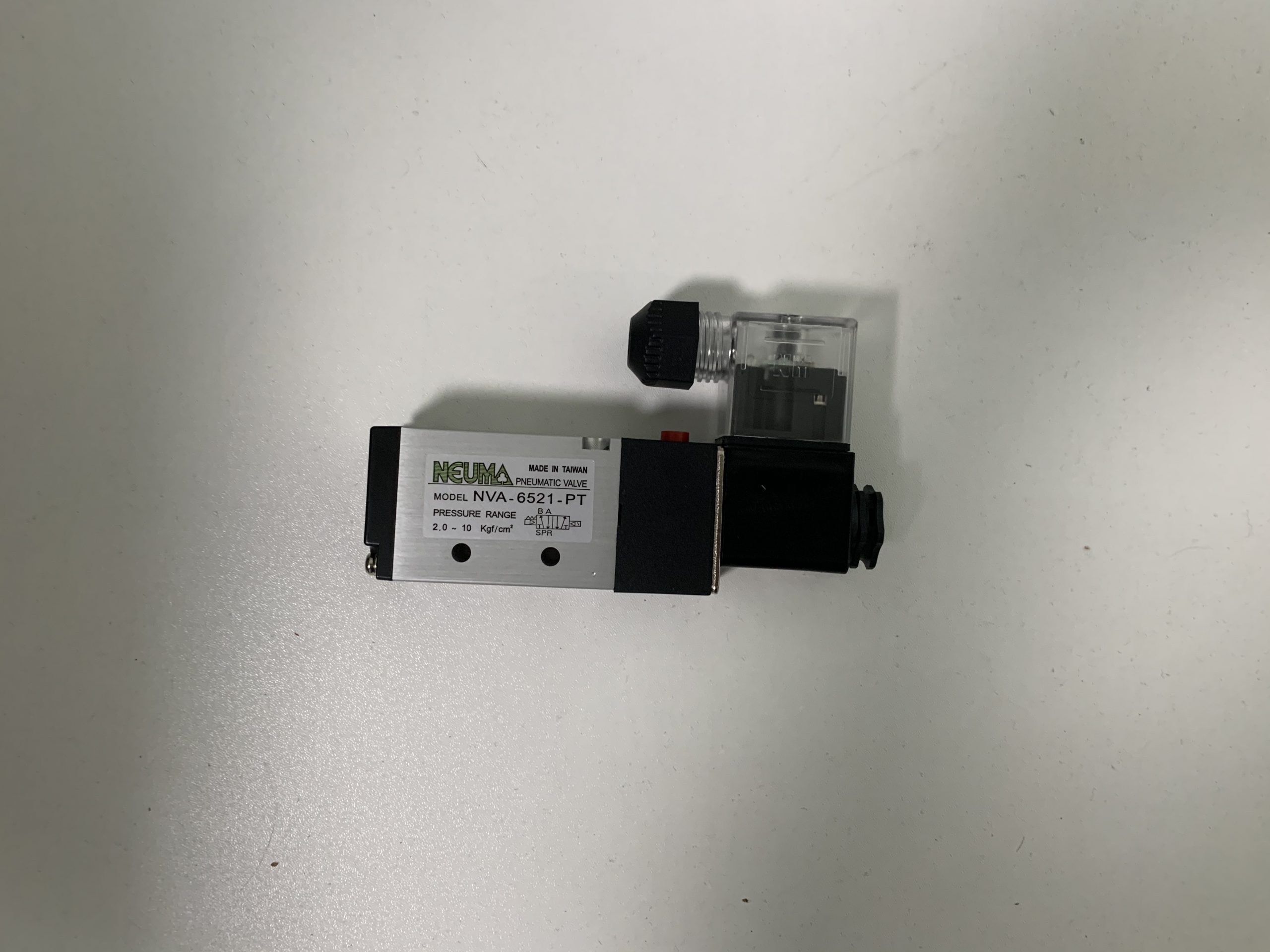动作不稳定时,PNEUMAN气动机械阀应检查气源压力、触发机构与阀芯状态配图