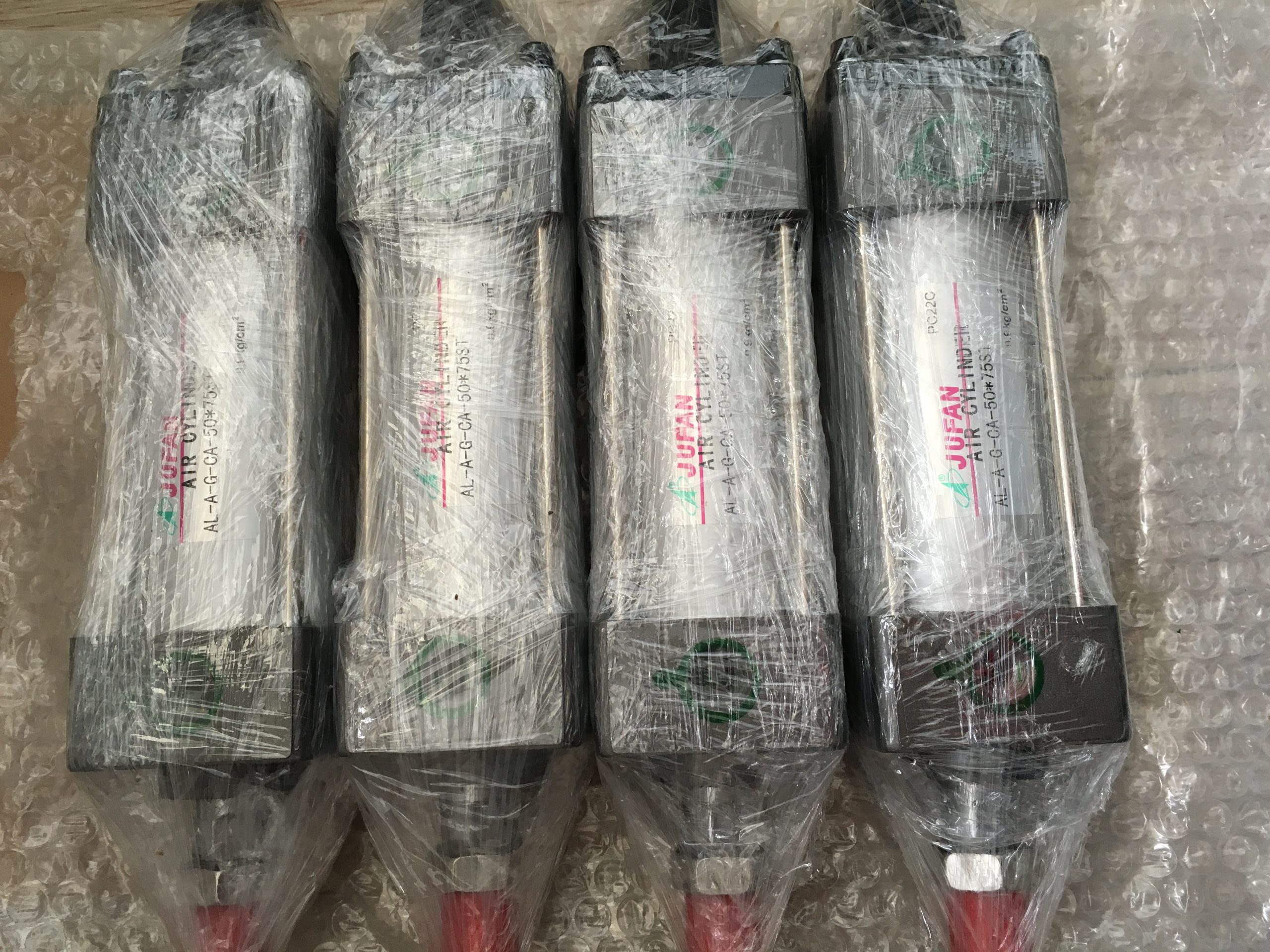以不二越液压泵为例,认识液压技术配图
